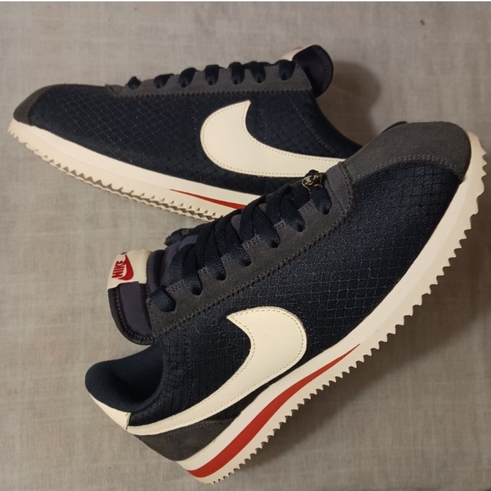 New Without Box Dead Stock Nike Cortez 2016